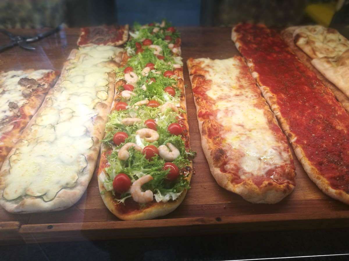 Rome Bucket List: pizza al taglio