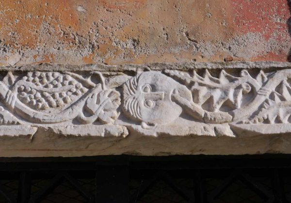 romanesque sculpture